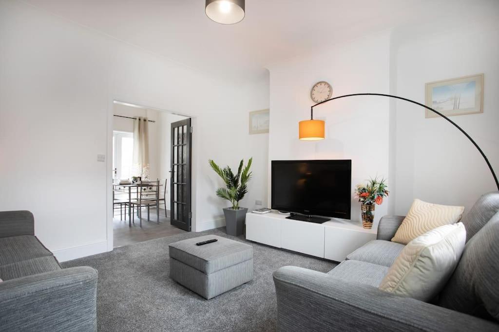Cudworth House, Barnsley For Contractors & Families, Free Parking, High Speed Wifi Etc Βίλα Εξωτερικό φωτογραφία