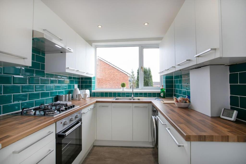 Cudworth House, Barnsley For Contractors & Families, Free Parking, High Speed Wifi Etc Βίλα Εξωτερικό φωτογραφία